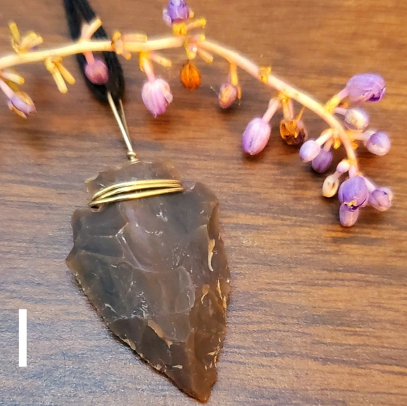 🌿 Natural Stone Arrowhead Necklace 🌿 - Picture 11 of 16